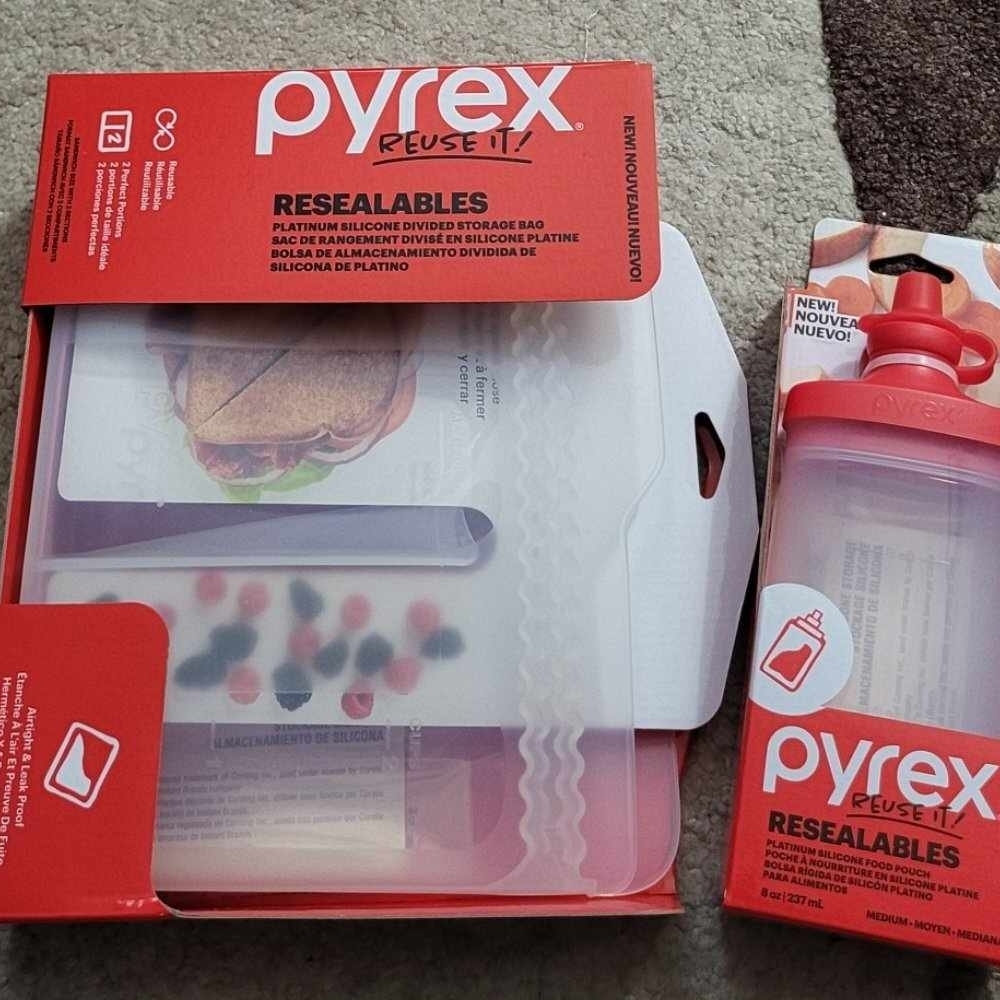 Pyrex Resealable Food Storage Set - Red